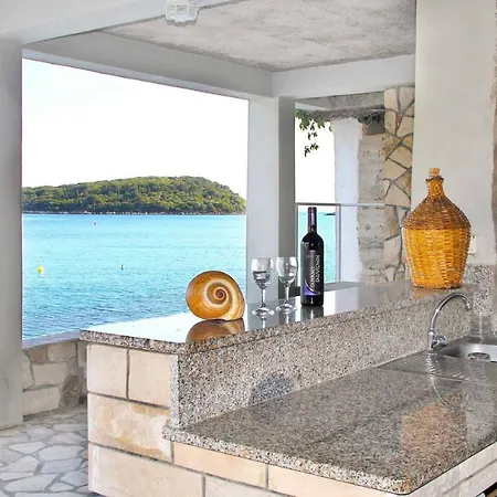 Apartment Miovic Molunat
