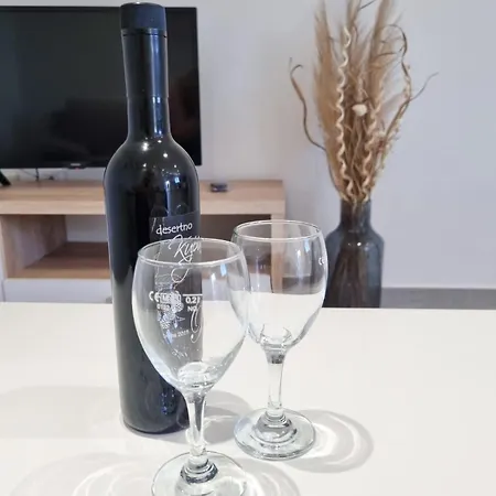 Apartment Miovic *