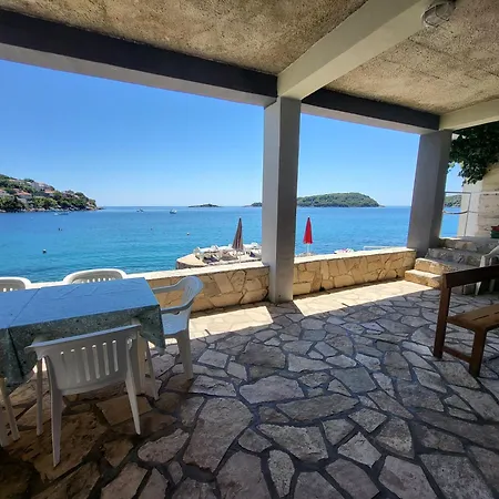 Miovic Διαμέρισμα Molunat